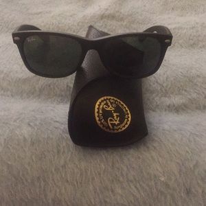Ray-Ban New Wayfarer